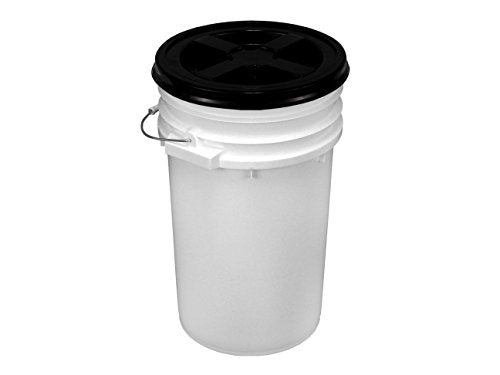 7 Gallon White Bucket with Gamma Seal Lid (Black) - color: Black