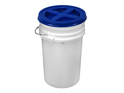 7 Gallon White Bucket with Gamma Seal Lid (Blue) - color: Blue