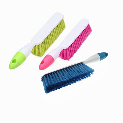 Soft Bristle Bed Sheets Sweeping Cleaning Brush with Long Hand, Counter Duster for Debris Hair Remover Desk Quilt Sofa Furniture, 3 Pack