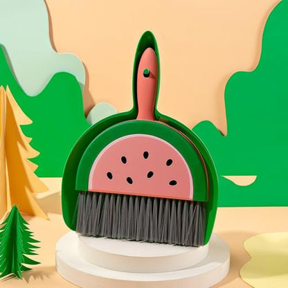 1Pcs Small Broom and Dustpan Set Cute Little Yellow Green Hand Mini Broom and Dustpan Set for Home Sofas Kitchen Countertops Storage Shelves Bathrooms Pet Areas - color: Green