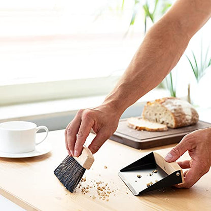 Navaris Small Dustpan and Brush Set - Wooden Mini Dust Pan Brush for Sweeping Table Tabletop - Compact Horsehair Brush for Sweeping Countertop - Black