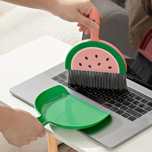 1Pcs Small Broom and Dustpan Set Cute Little Yellow Green Hand Mini Broom and Dustpan Set for Home Sofas Kitchen Countertops Storage Shelves Bathrooms Pet Areas - color: Green