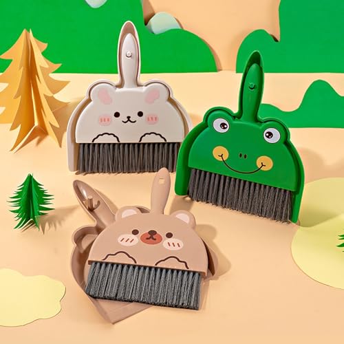 Mini Dustpan and Brush Set, Cartoon Pattern Cleaning Set, 2pcs/set Small Broom Dustpan Set, Keyboards Cleaning Mini Broom Dustpan Set, Compact Dust Pan and Hand Broom for Cleaning Brown