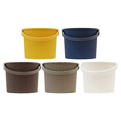 Sceltevie Omni-Utti Hachiman Multifunctional White Plastic Bucket with Lid and Stool Function, 8L, 2.8 Gal, 10.6 x 10.0 x 8.3 Inches, 150 kg Load Capacity - color: White, style: Size S: 2.8 gal (