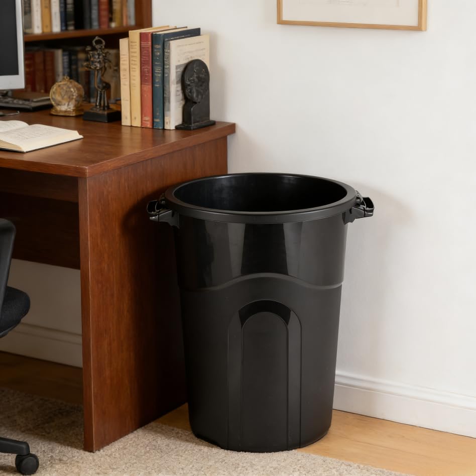 32 Gallon Garbage Can, Included Lid, Indoor/Outdoor, Black