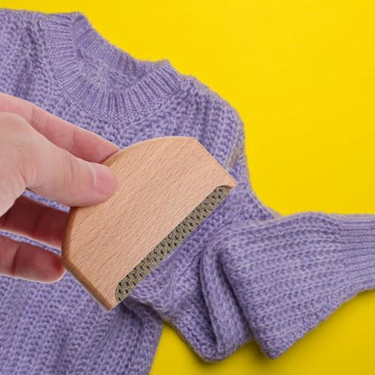 Kichvoe 2pcs Manual Portable Lint Remover Hair Scraper for Clothes and Carpet, Wooden Fabric Scraper for Sweaters and Wool Coats, Reusable Pet Hair Lint Shaver for Home Cleaning