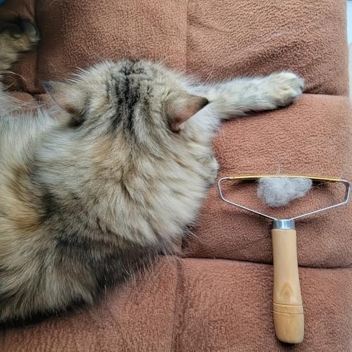 Pet Hair Remover, Multi-Fabric & Carpet Lint Scraper, Deep Cleaning Fur Remover Tool for Sofas Carpets Pet Towers Furniture Cats & Dogs