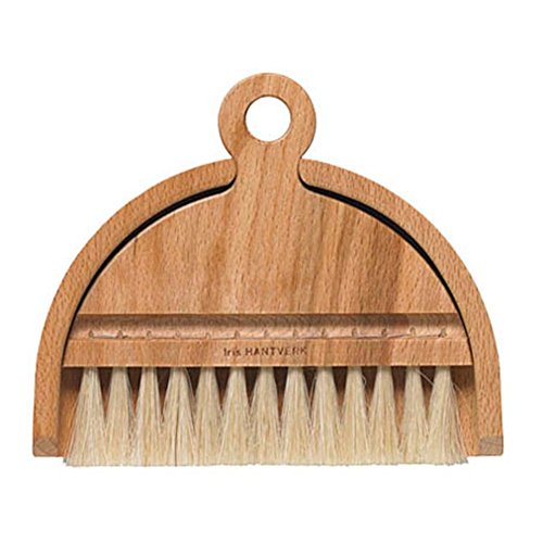 handcrafted table dustpan and brush by Iris Hantverk